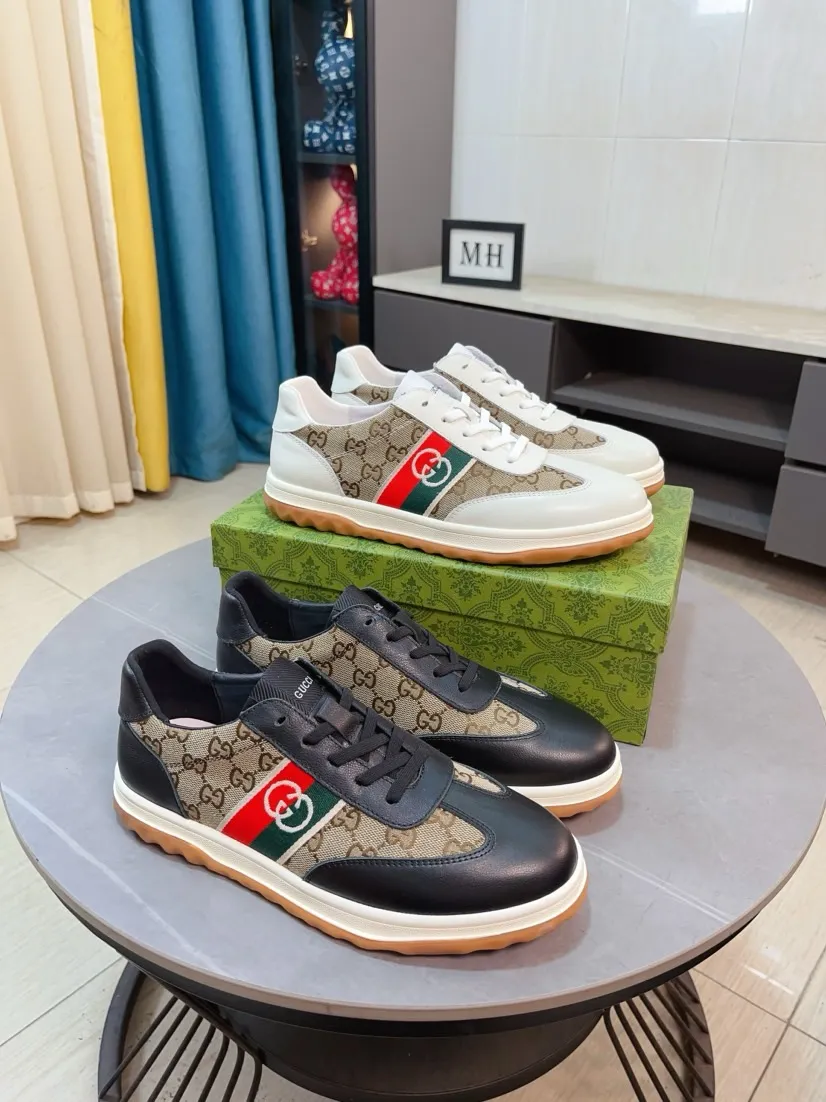 Men's shoes 💰420🌹🌹GUCCI [Gucci] New high-end brand of men's shoes, the latest fashionable casual men's shoes, trendy and versatile, relaxed and sporty style, uppers imported from Italy, first-layer cowhide, genuine leather lining, and ultra-fine workmanship. Original personalized fashionable rubber wear-resistant outsole, light and comfortable on the foot, size 38-44